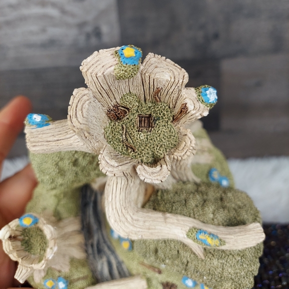 Robin Hood's Hideaway 1986 by David Winter - Picture 10 of 13